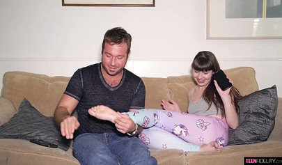 teen with bangs banged by a Chad after a nice talk, gets her wet cunt creamed