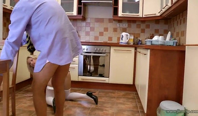 Blonde teen schoolgirl eats her daddy's dick and lets him smash in the kitchen