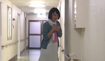 18+ Japanese nurse fucks a patient in a small hospital room and gets a facial