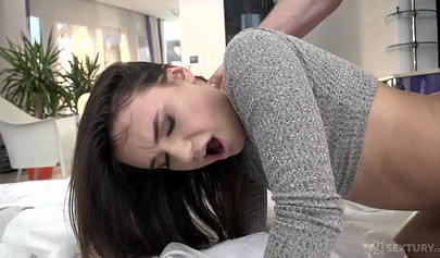 18+ slut Lana Roy participates in a sloppy anal