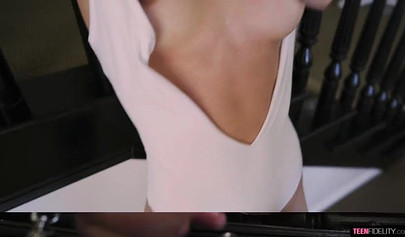 Beautiful teen Ana Rose makes passionate love to a guy in a sweet house