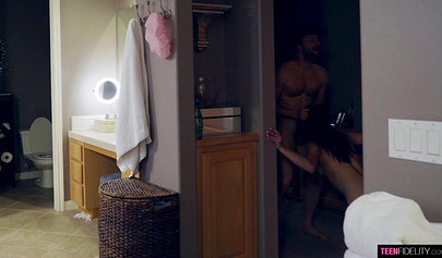 Big hairy guy manages to score an 18+ petite hottie