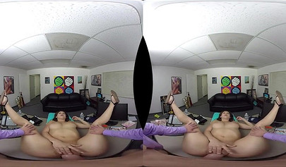 Busty teen Leah Gotti gives an amazing blowjob and rides a big hard cock in VR