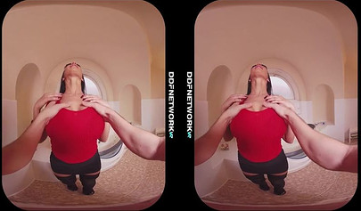 Teen with big tits gives an amazing blowjob and boobjob and gets sprayed with cum