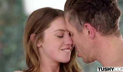 Sweet teenie spreads her legs and gets cock buried deep inside of her wet hole