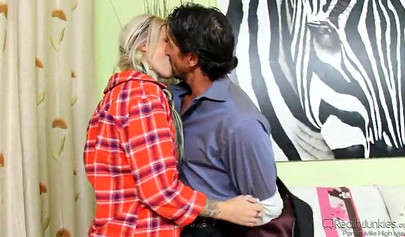 Jessa Rhodes is a teen who agrees to fuck her older daddy brutally and eats cum