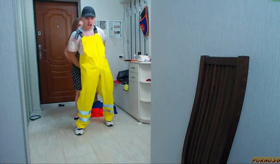 Young busty teen girl fucks like a slut on the webcam while people are watching