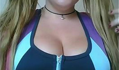 Chubby teen girl with tight pussy shows it for the camera and licks her titties