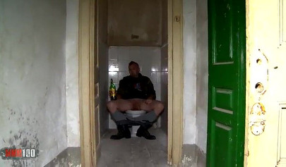 Trashy teen sucks a dick and gets her dirty cunt taken in an abandoned house