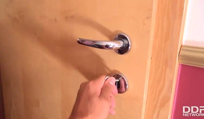 Teenage tourist Gina blows some fat and thick dick out there in the hallway