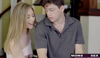 Teenage stepsiblings surprise their mom on mothers day with a nice fuck fest