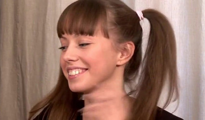 Hot teenage babe takes her first time on camera in a sexy casting porno video