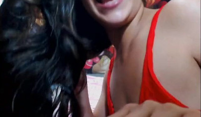 Ravishing Colombian teenie slobbers all over a hard cock and gets cum in her hair