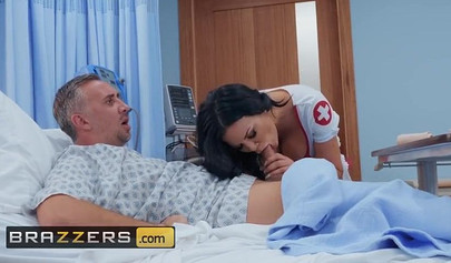 Jasmine Jae teen sucks the coma out of a guy and makes him totally feel better