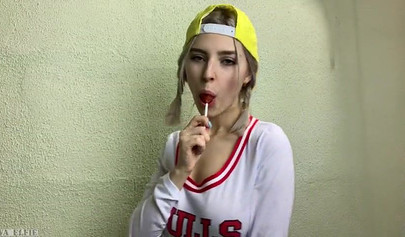 Horny teen schoolgirl flirts with her classmate and gets drowned in sticky cum