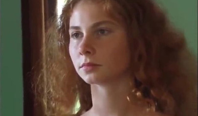 Hot teen practices yoga outside in the public all naked with her private parts