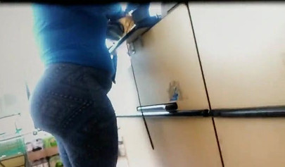 White blonde curly teen girl with a thick ass sucks a dick in a public place