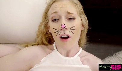 Stepsis teen goes to egg hunting for easter but ends up with bros dick instead