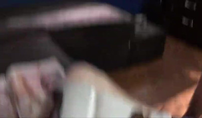 Teenage stepsister gives little bro a hot lesson in how to properly fuck a girl