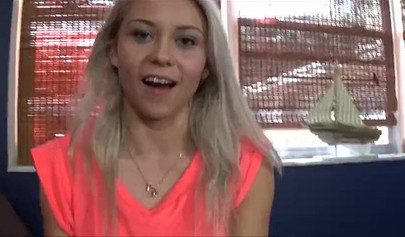 Teenage stepsister gives little bro a hot lesson in how to properly fuck a girl