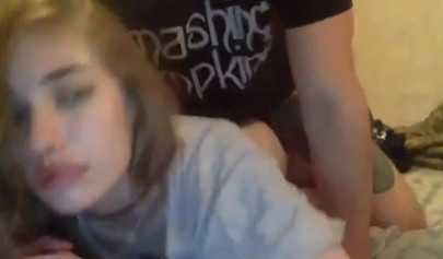 Beautiful teen girl gets fucked in the pussy from behind and gives a blowjob