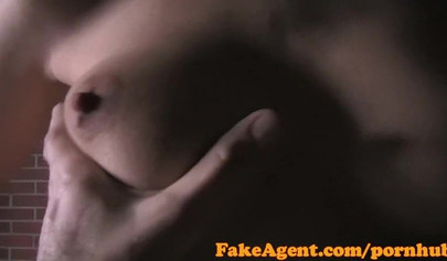 Amateur brunette Silvie Deluxe gets screwed on casting