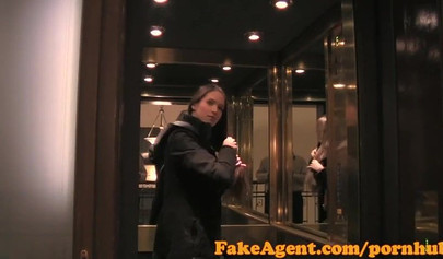 Amateur brunette Silvie Deluxe gets screwed on casting