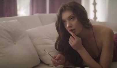 Stepdad couldn't ignore brunette babe's seduction