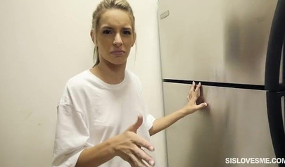 Beautiful Kimmy Granger gives blowjob to her stepbro