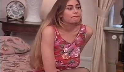 Classic anal porn with brunette babe in stockings