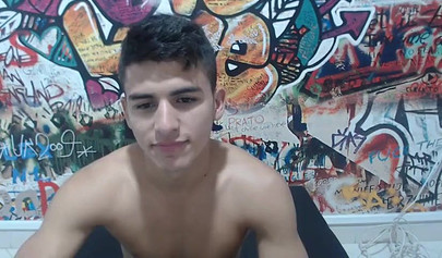 Deepthroat blowjob by horny Latina on webcam