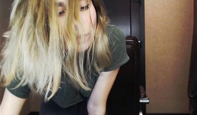 Beautiful teen big hot big ass went wild on webcam