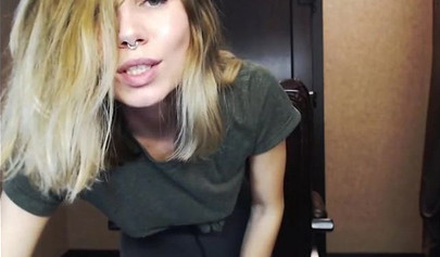 Beautiful teen big hot big ass went wild on webcam