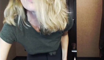 Beautiful teen big hot big ass went wild on webcam