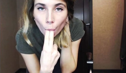 Beautiful teen big hot big ass went wild on webcam