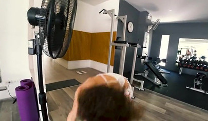 Russian babe Mia Bandini fucks in the gym bathroom