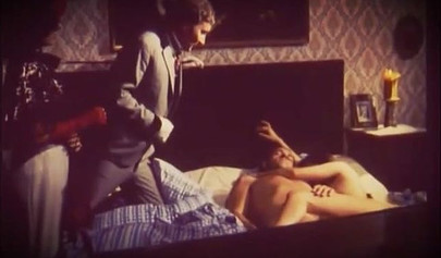 Classic babe is a new slut in the neighborhood