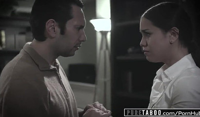 Latin schoolgirl Alina Lopez fucks with her teacher