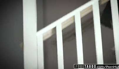 Latin schoolgirl Alina Lopez fucks with her teacher