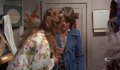 Window cleaner gets some hot pussies in vintage porn