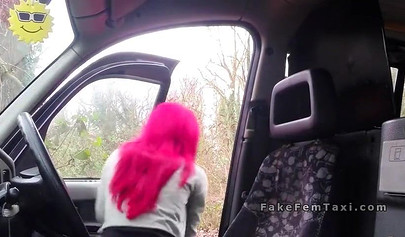 Busty lesbian Roxi Keogh fucks horny babe in a cab