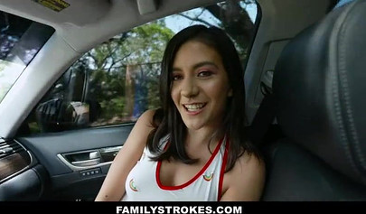 College slut Natalie Brooks likes her younger stepbrother