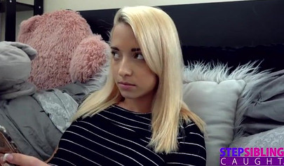 Blonde sister Paisley Rae is cock addicted