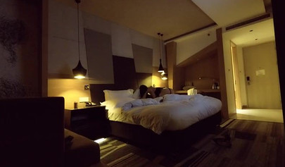 Nasty banging in a hotel room with Chinese hoe