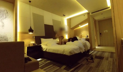 Nasty banging in a hotel room with Chinese hoe