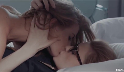 Dirty lesbians Maria Pie and Rossy Bush love pussy licking while wearing stockings