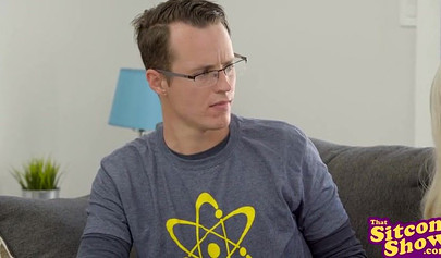 Petite blondie Emma Hix fucks with a Kyle Mason next to a geek