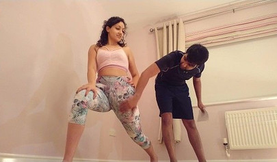 Asian whore with big ass kneels and gets her pussy pleasured by a horny dude