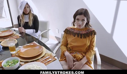 Nasty foursome with horny mom Brooklyn Chase and teen Rosalyn Sphinx at the feast table