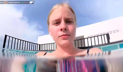 Amateur Russian teen Codefuck masturbates and rubs her pussy in swimming pool